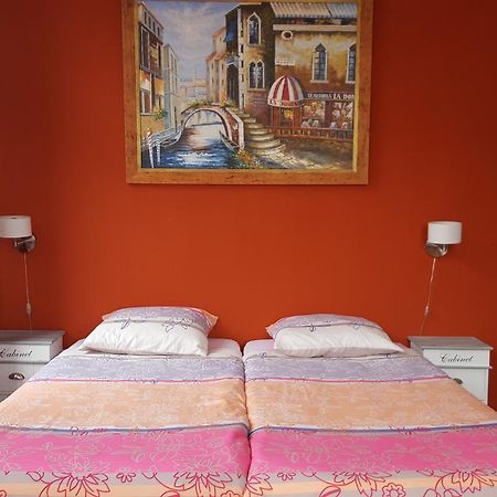 Hotel Ambiente ลิสซิงเงิน ภายนอก รูปภาพ